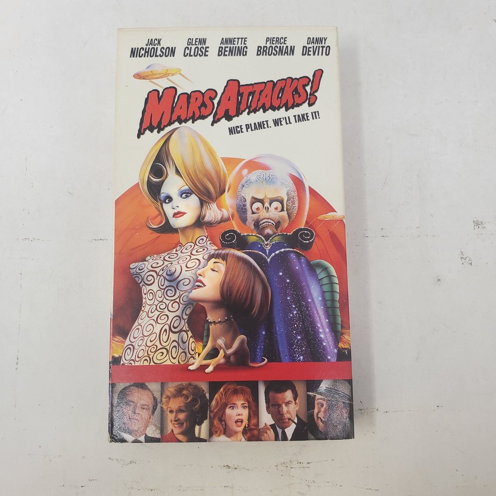 Mars Attacks! VHS 1996 Tim Burton Jack Nicholson Pierce Brosnan Sci-Fi Comedy